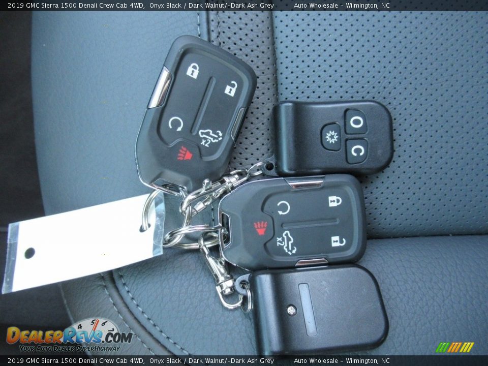 2019 GMC Sierra 1500 Denali Crew Cab 4WD Onyx Black / Dark Walnut/­Dark Ash Grey Photo #20