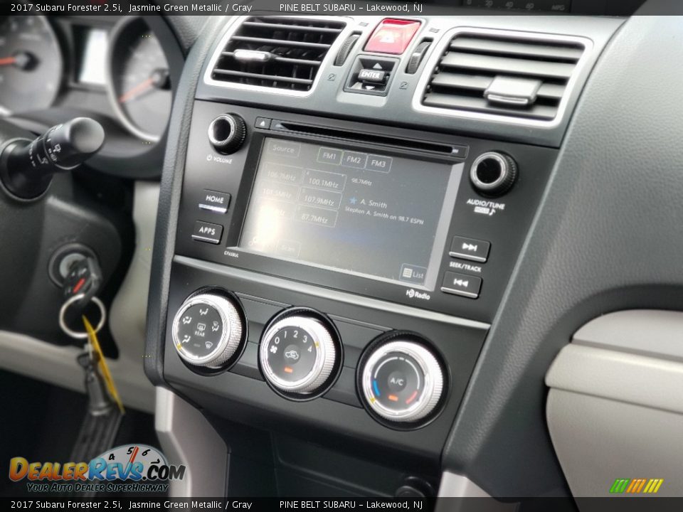 2017 Subaru Forester 2.5i Jasmine Green Metallic / Gray Photo #14