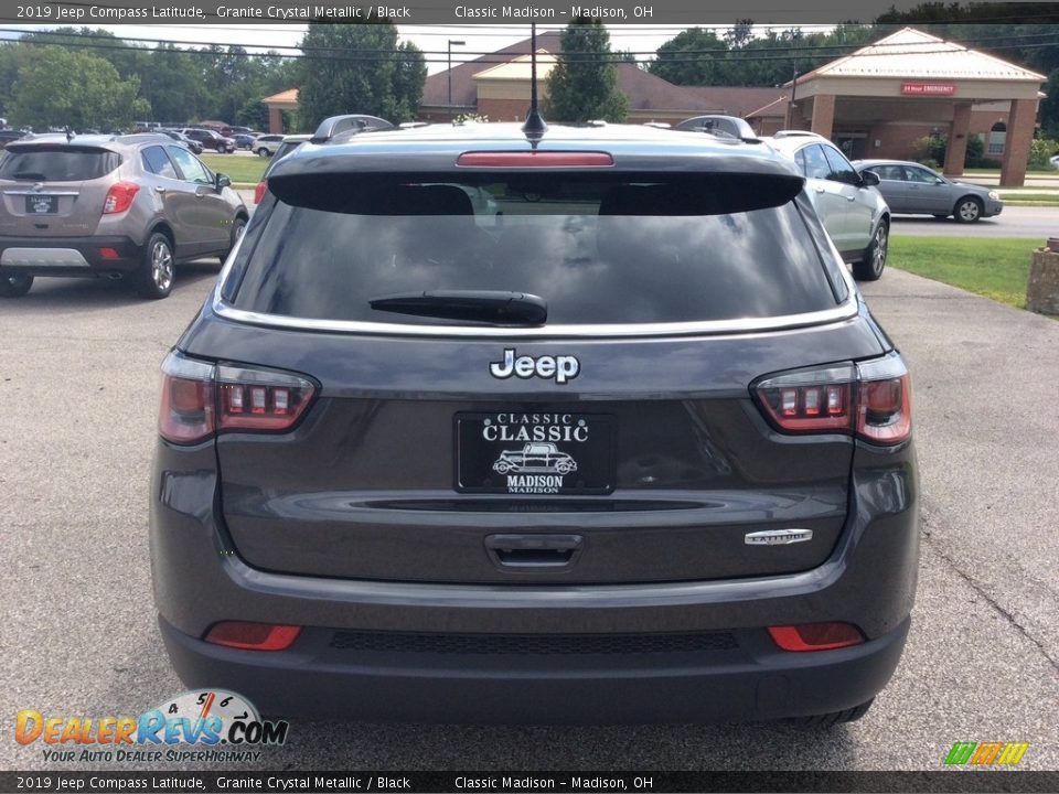 2019 Jeep Compass Latitude Granite Crystal Metallic / Black Photo #8