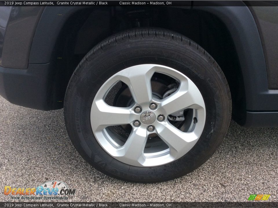 2019 Jeep Compass Latitude Granite Crystal Metallic / Black Photo #12