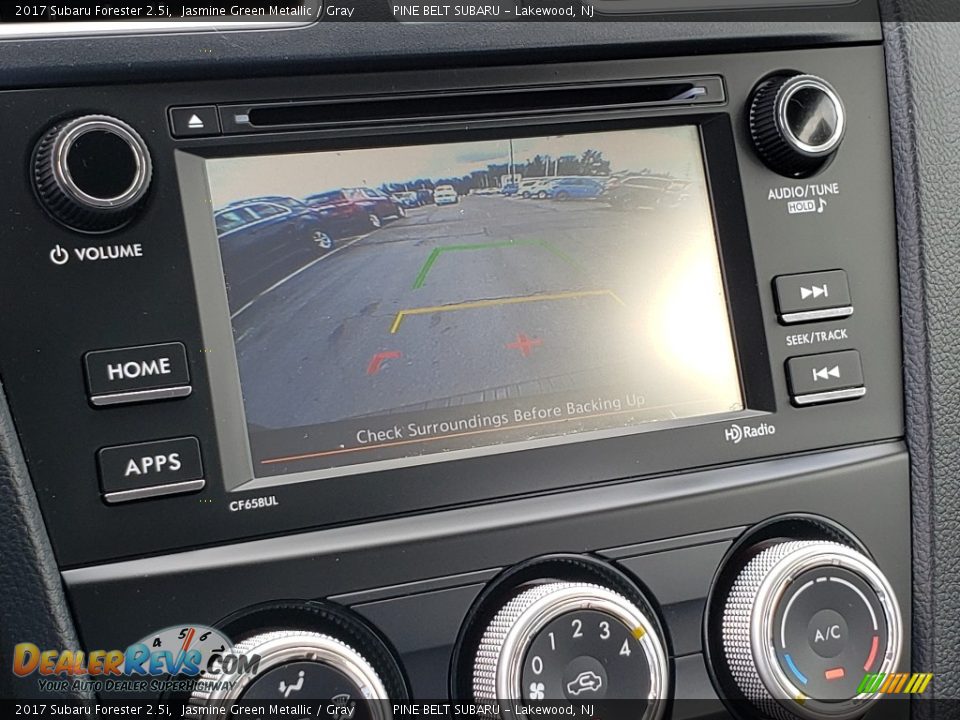 2017 Subaru Forester 2.5i Jasmine Green Metallic / Gray Photo #29