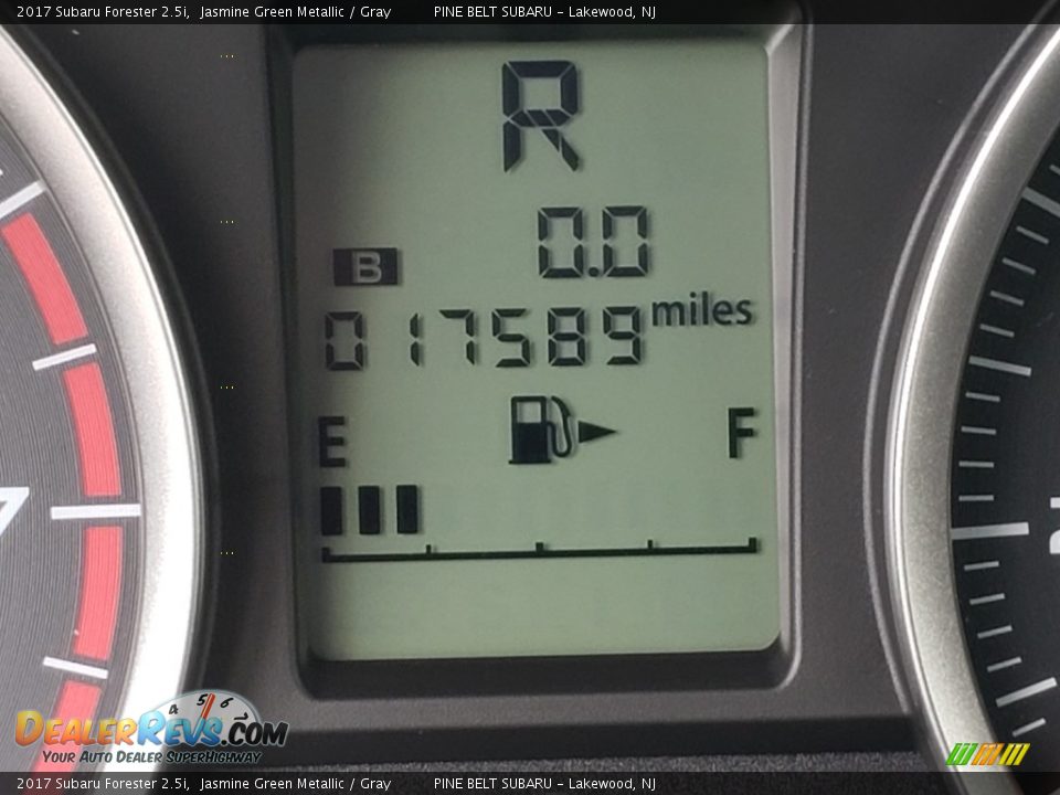 2017 Subaru Forester 2.5i Jasmine Green Metallic / Gray Photo #30