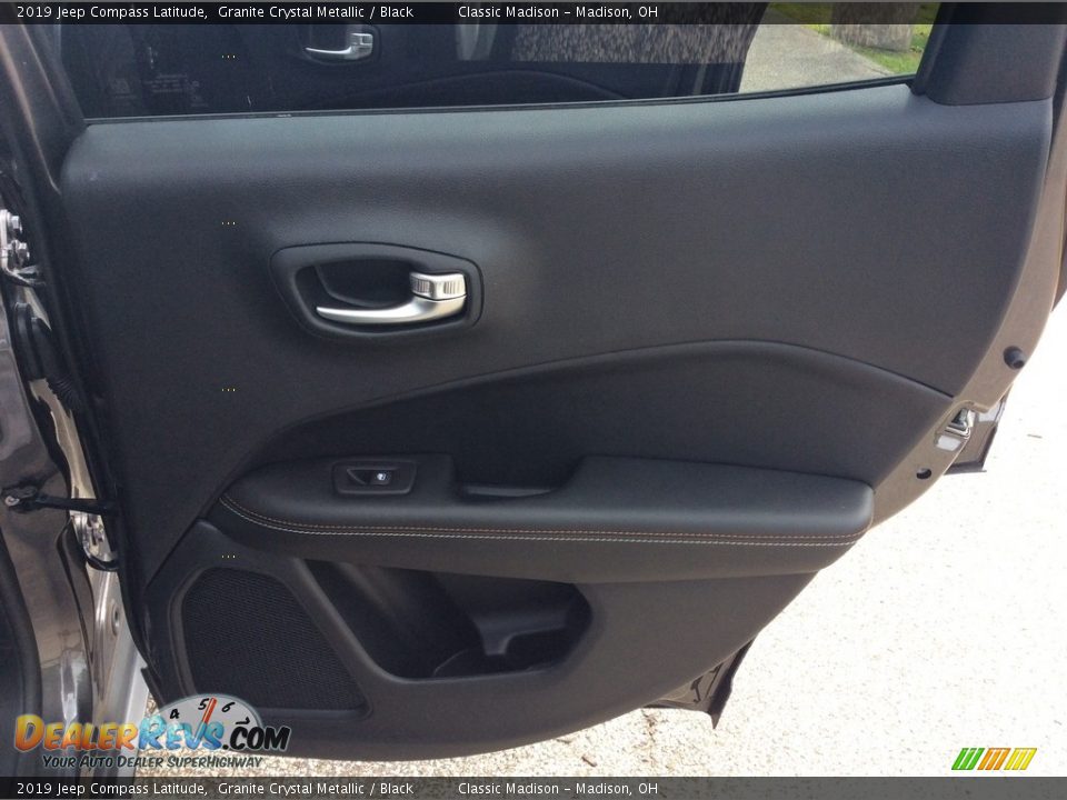 2019 Jeep Compass Latitude Granite Crystal Metallic / Black Photo #24