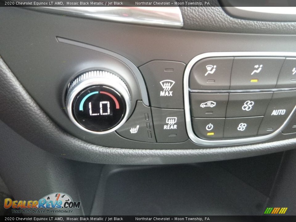 Controls of 2020 Chevrolet Equinox LT AWD Photo #20