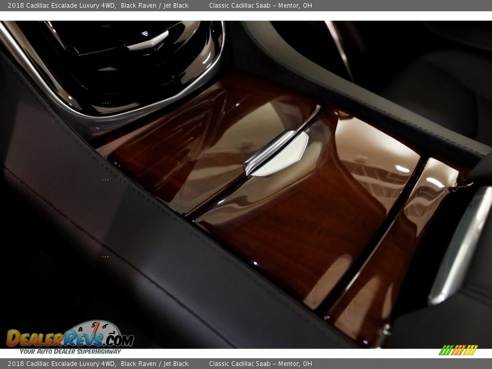 2018 Cadillac Escalade Luxury 4WD Black Raven / Jet Black Photo #16