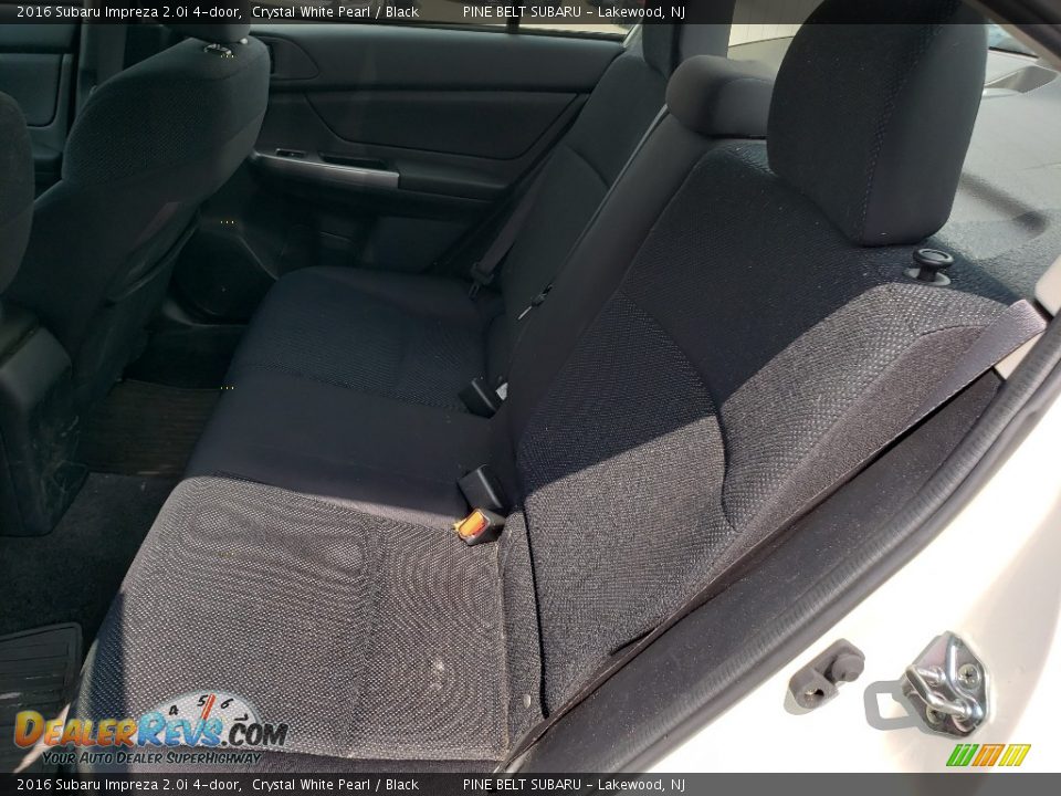 2016 Subaru Impreza 2.0i 4-door Crystal White Pearl / Black Photo #3