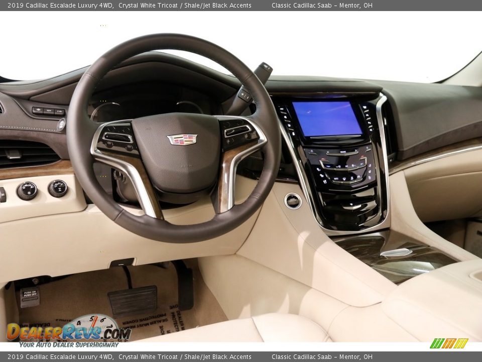 2019 Cadillac Escalade Luxury 4WD Crystal White Tricoat / Shale/Jet Black Accents Photo #6