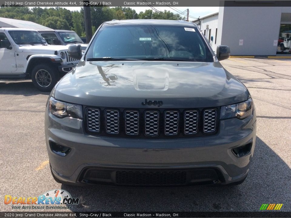 2020 Jeep Grand Cherokee Altitude 4x4 Sting-Gray / Black Photo #4