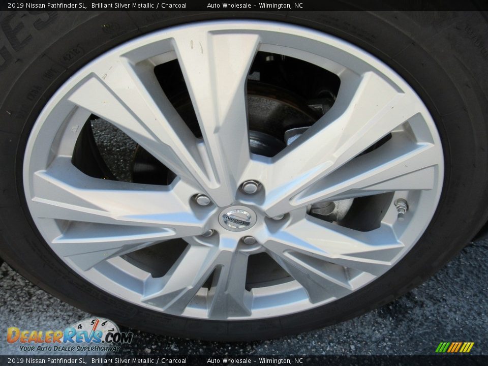 2019 Nissan Pathfinder SL Brilliant Silver Metallic / Charcoal Photo #7