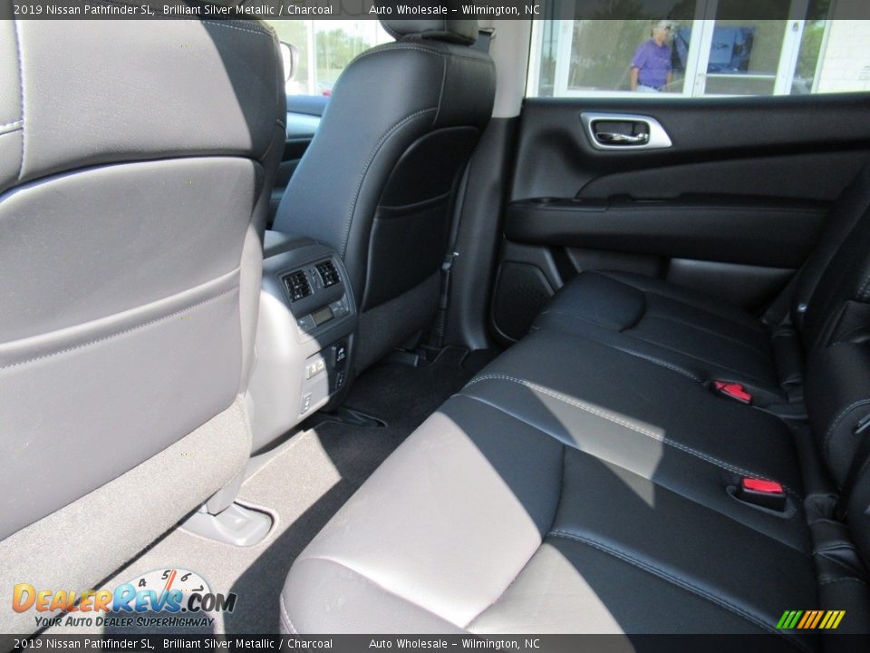 2019 Nissan Pathfinder SL Brilliant Silver Metallic / Charcoal Photo #10
