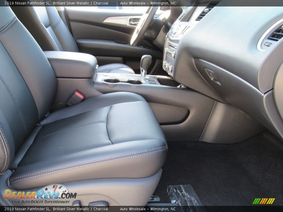 2019 Nissan Pathfinder SL Brilliant Silver Metallic / Charcoal Photo #11