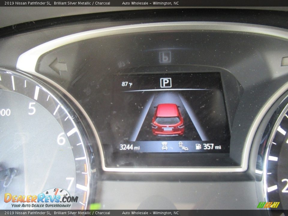 2019 Nissan Pathfinder SL Brilliant Silver Metallic / Charcoal Photo #15