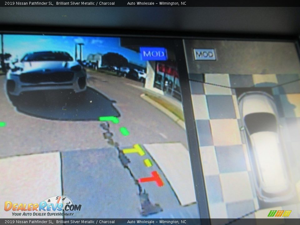 2019 Nissan Pathfinder SL Brilliant Silver Metallic / Charcoal Photo #18