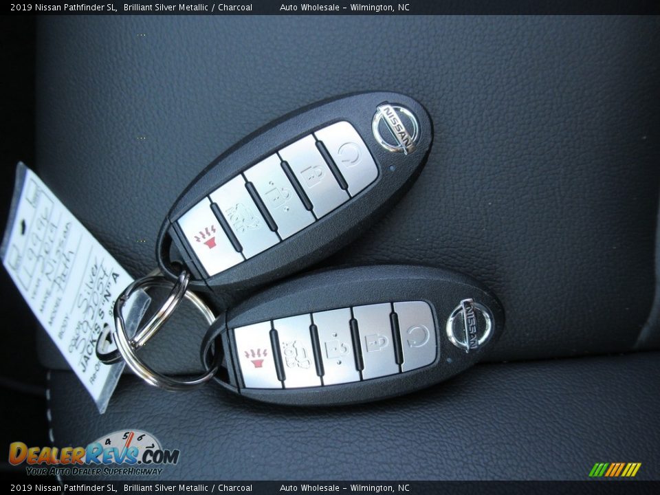 2019 Nissan Pathfinder SL Brilliant Silver Metallic / Charcoal Photo #20