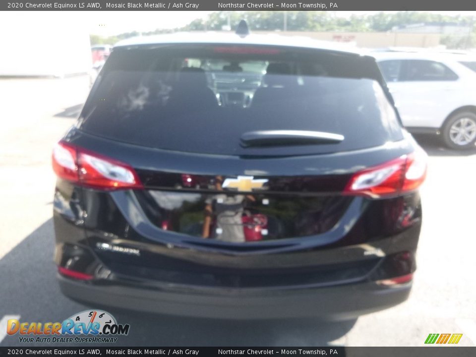 2020 Chevrolet Equinox LS AWD Mosaic Black Metallic / Ash Gray Photo #4