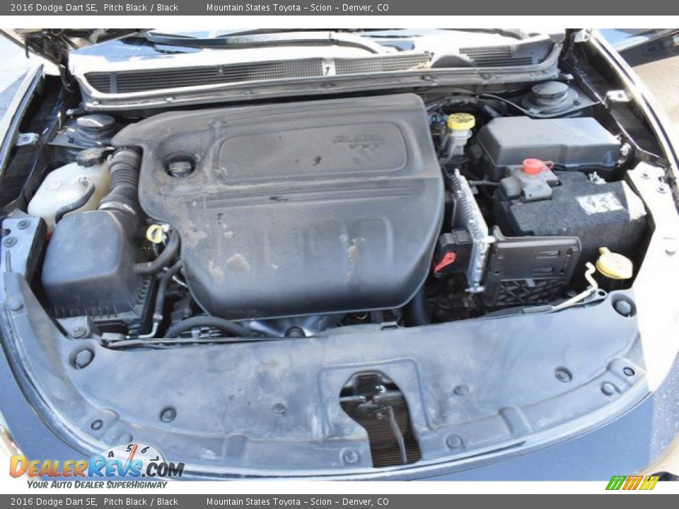 2016 Dodge Dart SE Pitch Black / Black Photo #9