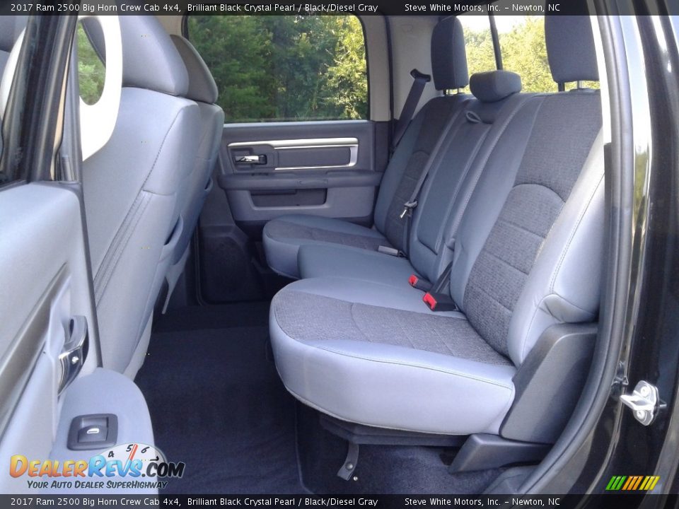2017 Ram 2500 Big Horn Crew Cab 4x4 Brilliant Black Crystal Pearl / Black/Diesel Gray Photo #11