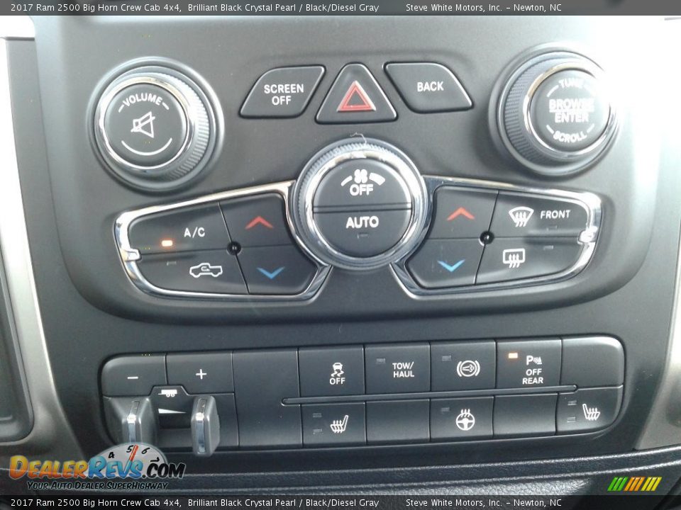2017 Ram 2500 Big Horn Crew Cab 4x4 Brilliant Black Crystal Pearl / Black/Diesel Gray Photo #28
