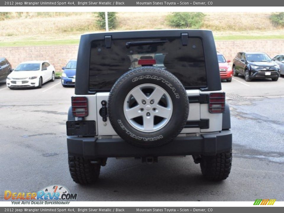 2012 Jeep Wrangler Unlimited Sport 4x4 Bright Silver Metallic / Black Photo #5