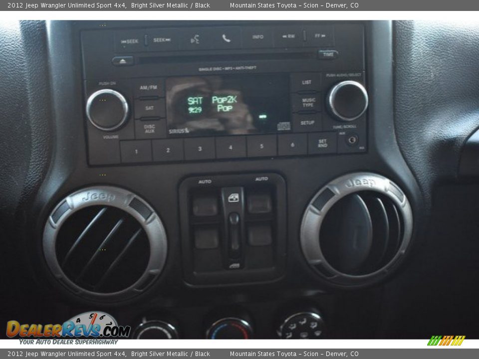 2012 Jeep Wrangler Unlimited Sport 4x4 Bright Silver Metallic / Black Photo #11