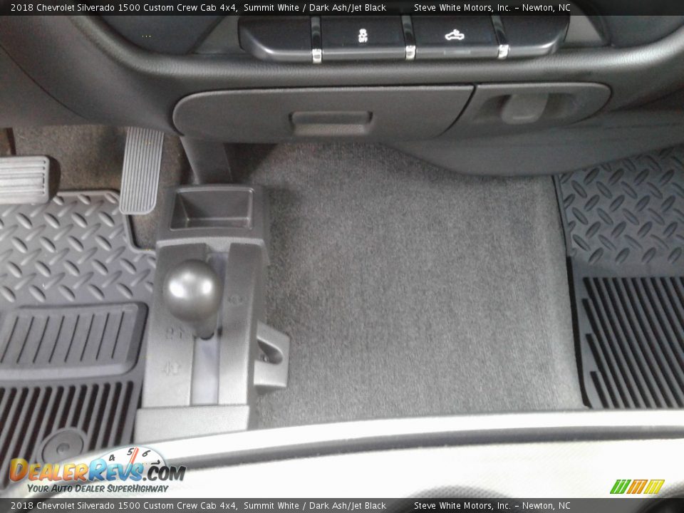 2018 Chevrolet Silverado 1500 Custom Crew Cab 4x4 Summit White / Dark Ash/Jet Black Photo #23