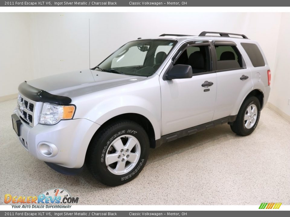 2011 Ford Escape XLT V6 Ingot Silver Metallic / Charcoal Black Photo #3