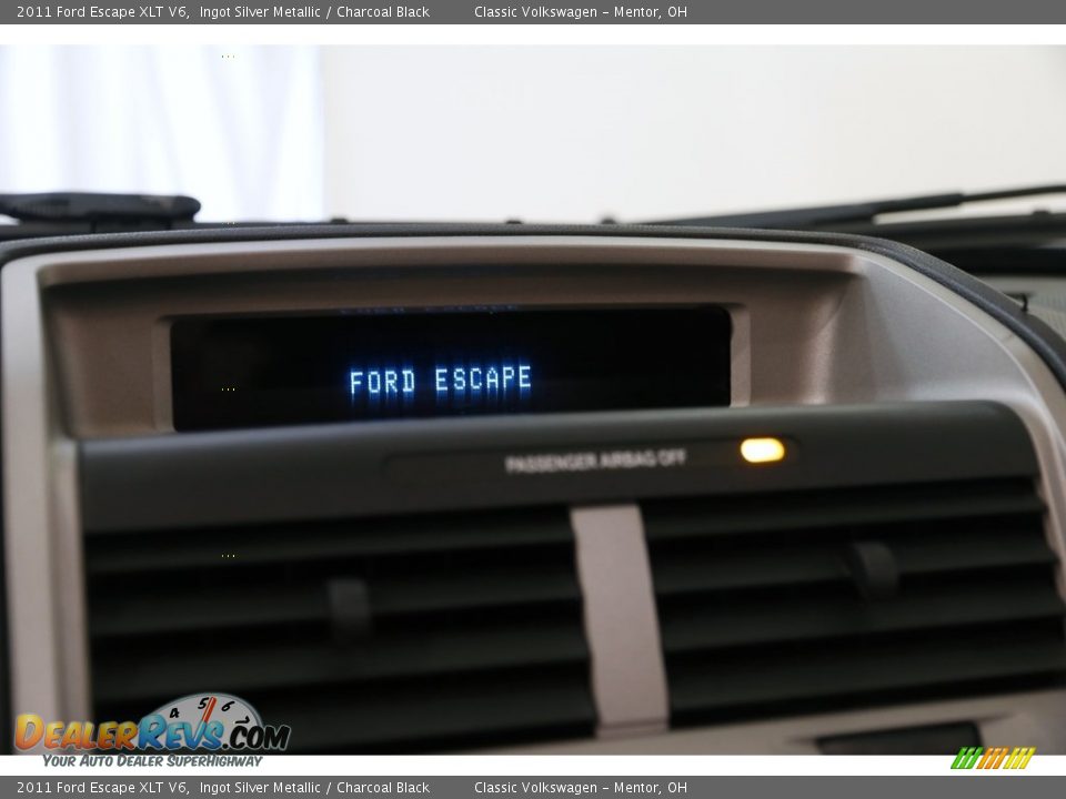 2011 Ford Escape XLT V6 Ingot Silver Metallic / Charcoal Black Photo #11