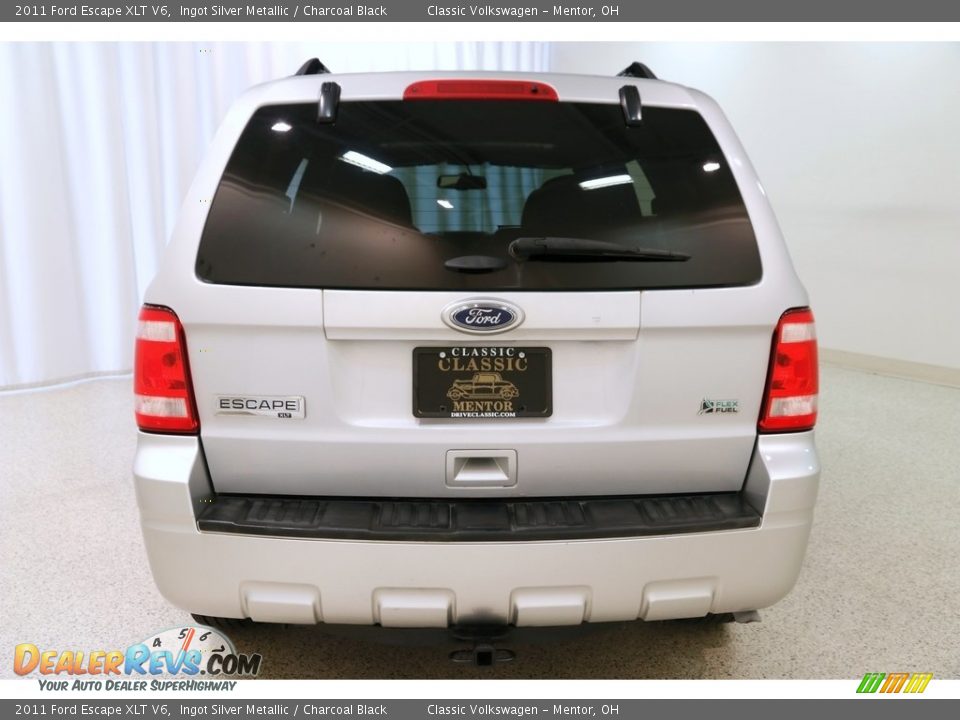 2011 Ford Escape XLT V6 Ingot Silver Metallic / Charcoal Black Photo #17