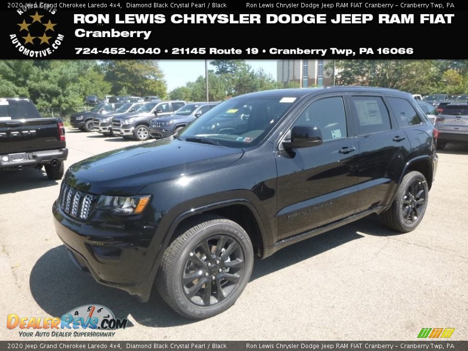 2020 Jeep Grand Cherokee Laredo 4x4 Diamond Black Crystal Pearl / Black Photo #1