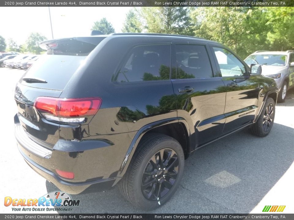 2020 Jeep Grand Cherokee Laredo 4x4 Diamond Black Crystal Pearl / Black Photo #5