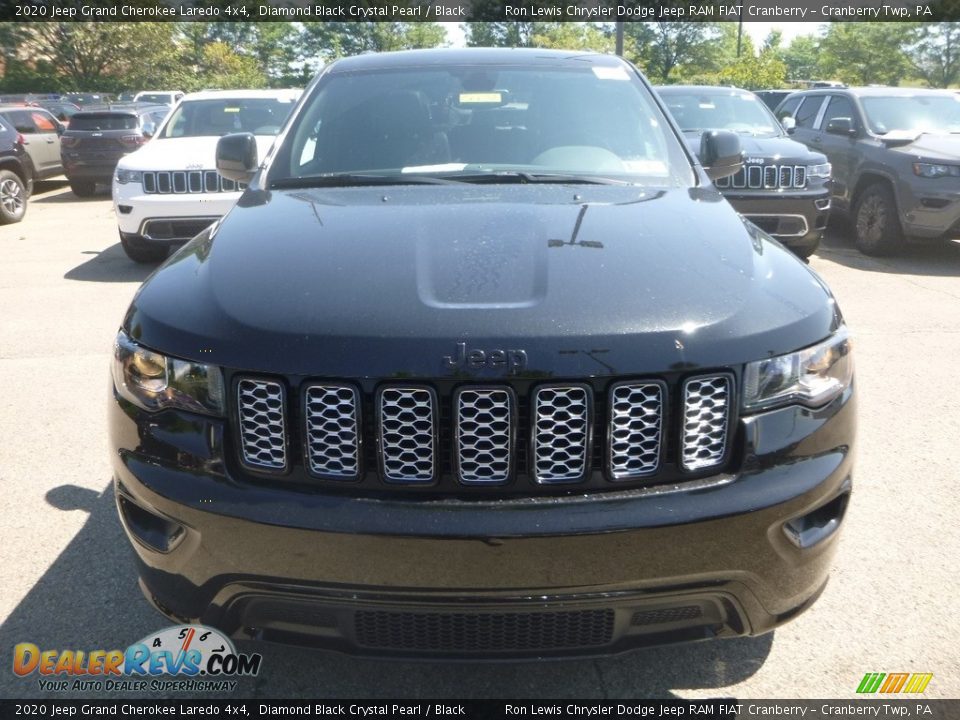 2020 Jeep Grand Cherokee Laredo 4x4 Diamond Black Crystal Pearl / Black Photo #8