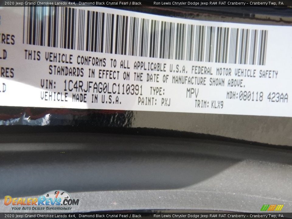 2020 Jeep Grand Cherokee Laredo 4x4 Diamond Black Crystal Pearl / Black Photo #16