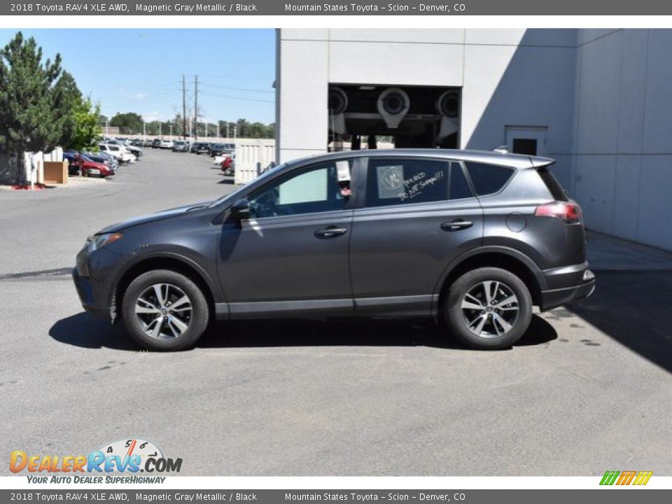 2018 Toyota RAV4 XLE AWD Magnetic Gray Metallic / Black Photo #3