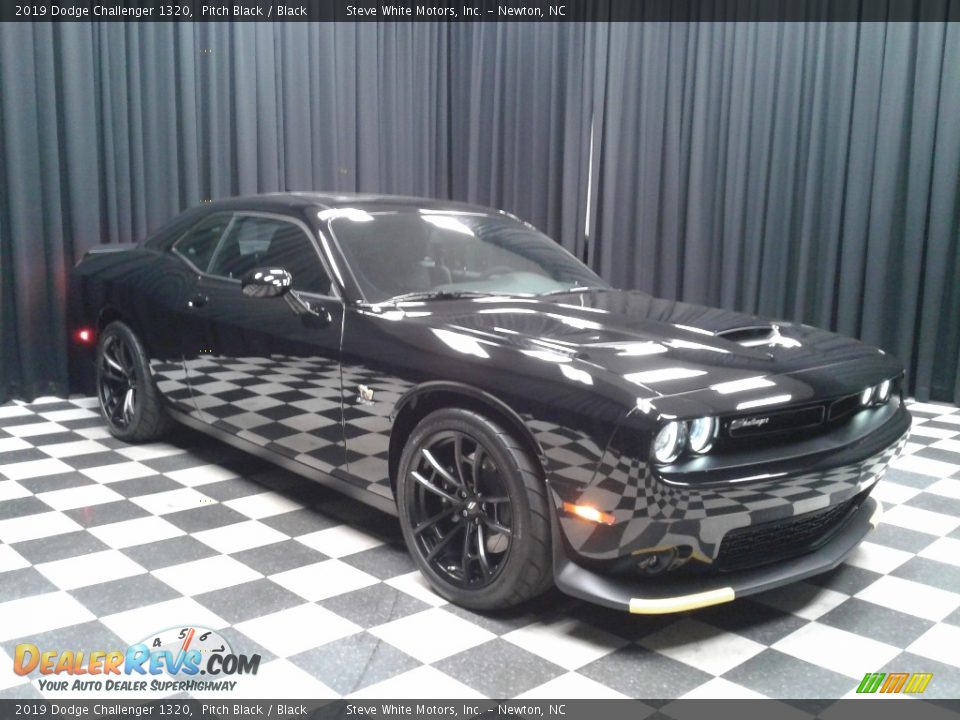 2019 Dodge Challenger 1320 Pitch Black / Black Photo #4