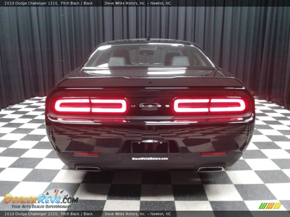 2019 Dodge Challenger 1320 Pitch Black / Black Photo #7