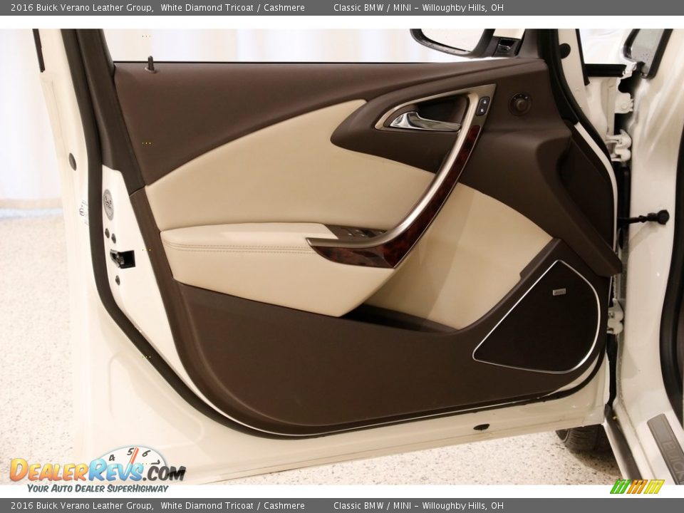 2016 Buick Verano Leather Group White Diamond Tricoat / Cashmere Photo #4