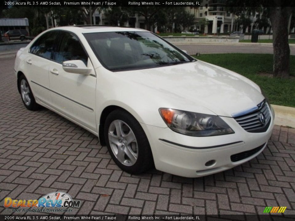 2006 Acura RL 3.5 AWD Sedan Premium White Pearl / Taupe Photo #1