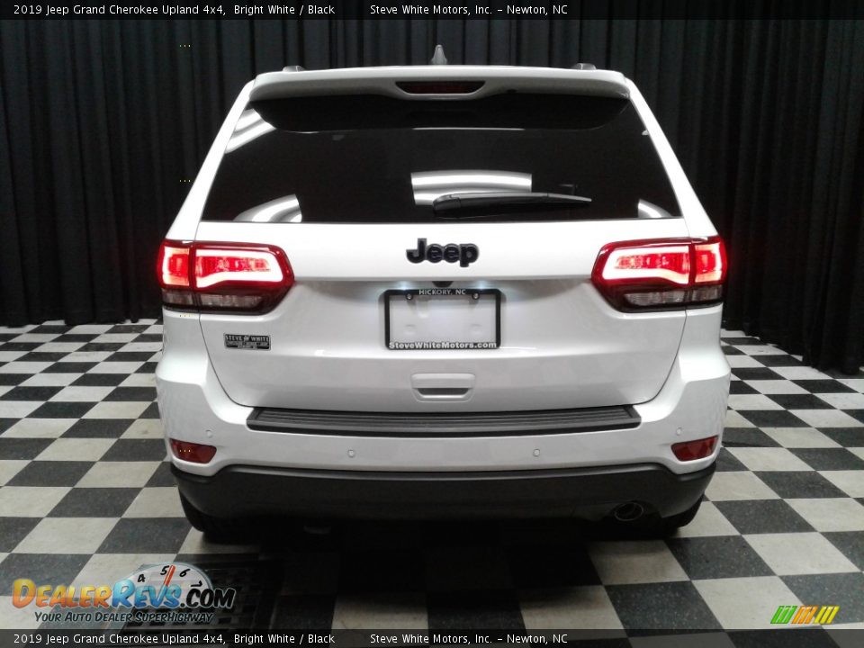 2019 Jeep Grand Cherokee Upland 4x4 Bright White / Black Photo #7