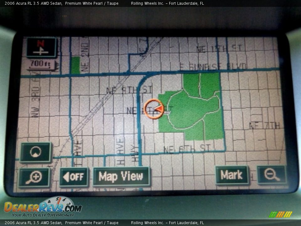 2006 Acura RL 3.5 AWD Sedan Premium White Pearl / Taupe Photo #4