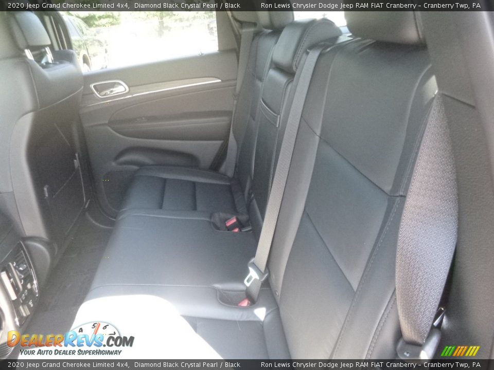 2020 Jeep Grand Cherokee Limited 4x4 Diamond Black Crystal Pearl / Black Photo #13