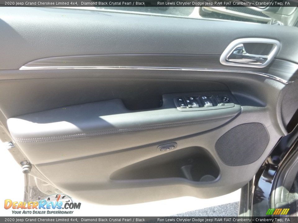 2020 Jeep Grand Cherokee Limited 4x4 Diamond Black Crystal Pearl / Black Photo #15