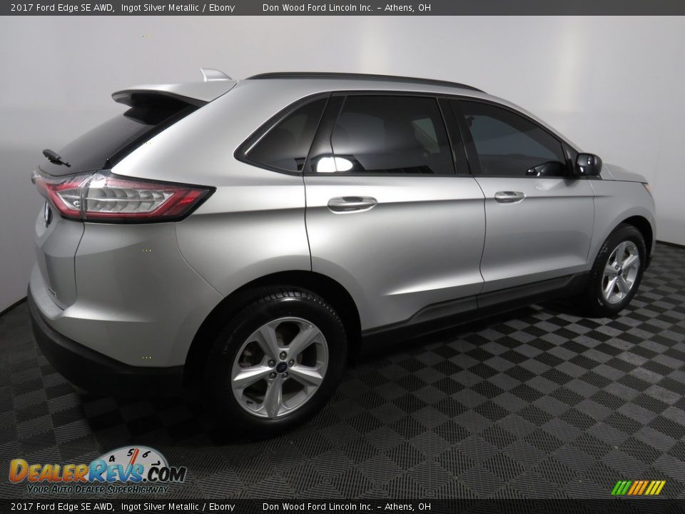 2017 Ford Edge SE AWD Ingot Silver Metallic / Ebony Photo #14