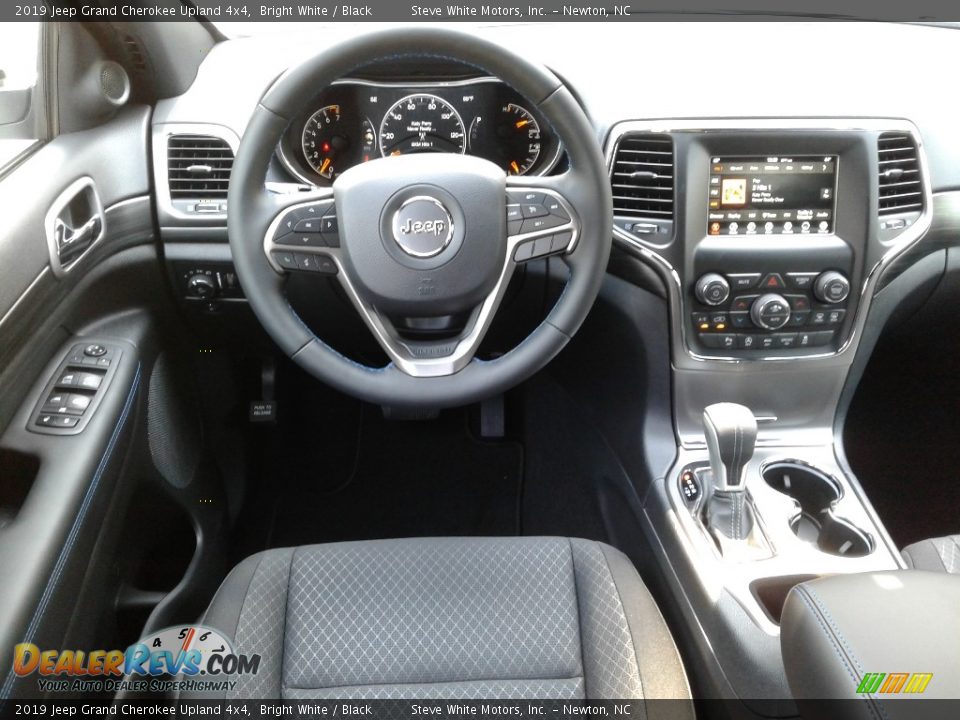 2019 Jeep Grand Cherokee Upland 4x4 Bright White / Black Photo #30