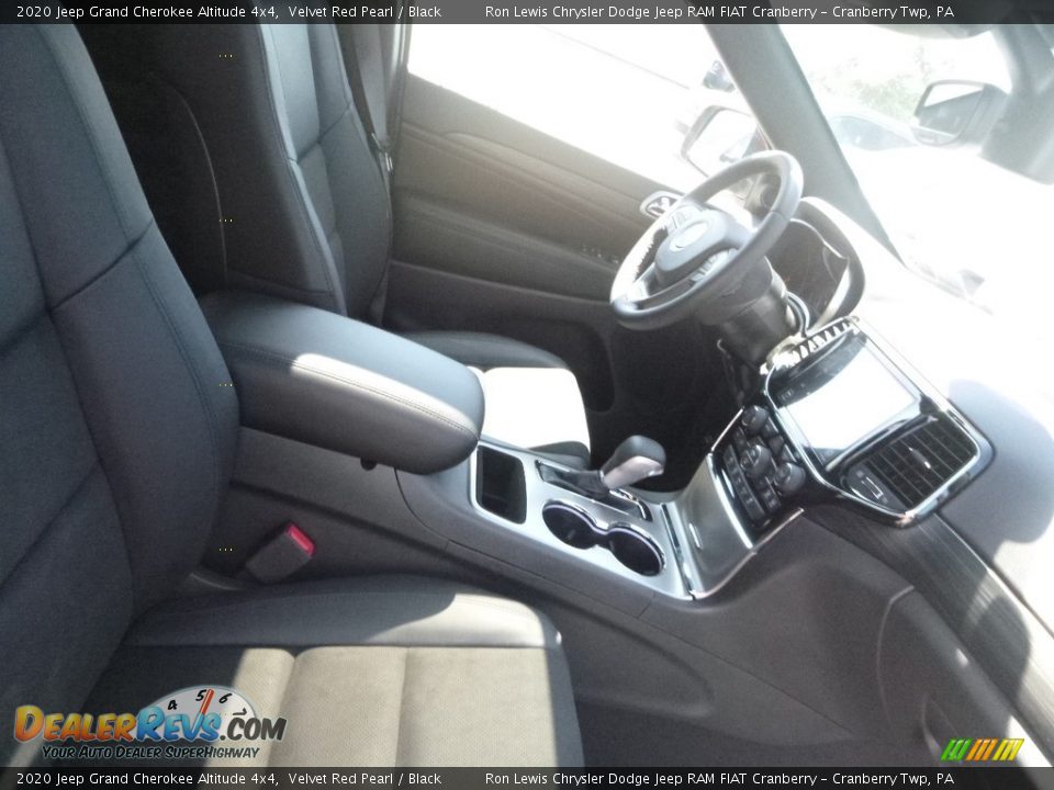 2020 Jeep Grand Cherokee Altitude 4x4 Velvet Red Pearl / Black Photo #10