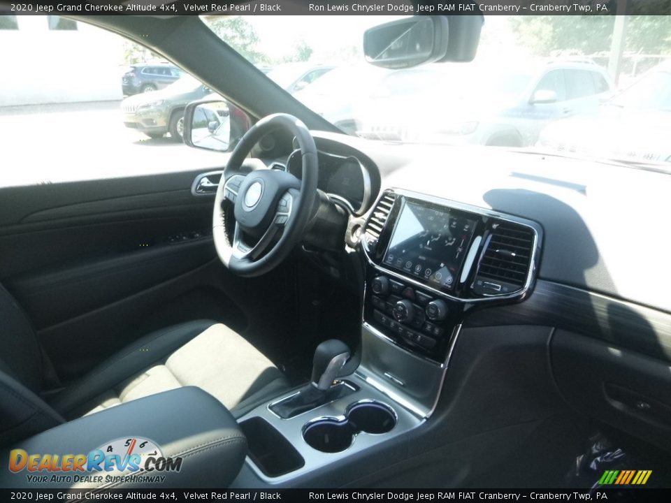 2020 Jeep Grand Cherokee Altitude 4x4 Velvet Red Pearl / Black Photo #11