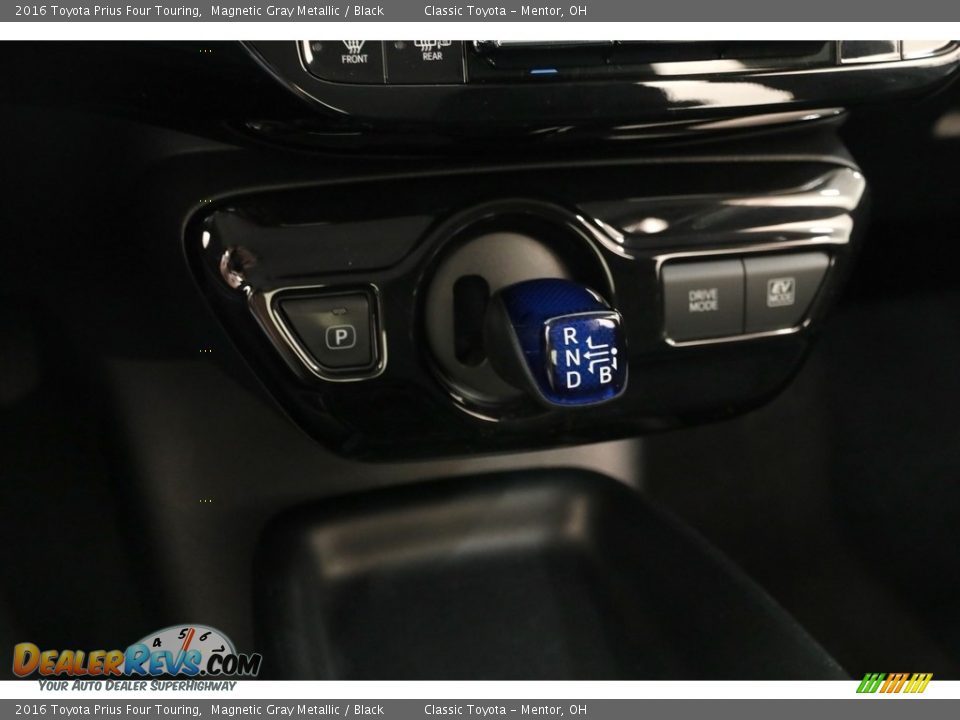 2016 Toyota Prius Four Touring Magnetic Gray Metallic / Black Photo #13
