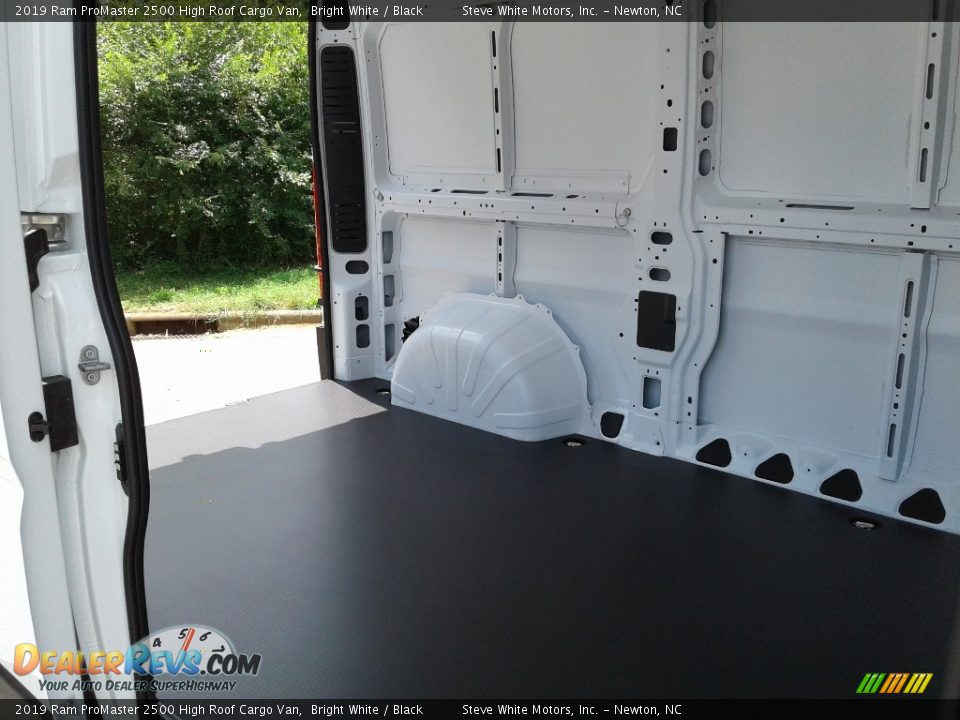 2019 Ram ProMaster 2500 High Roof Cargo Van Bright White / Black Photo #13