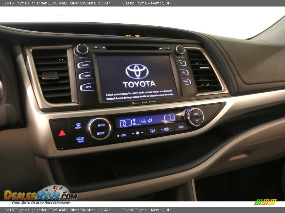 2016 Toyota Highlander LE V6 AWD Silver Sky Metallic / Ash Photo #9