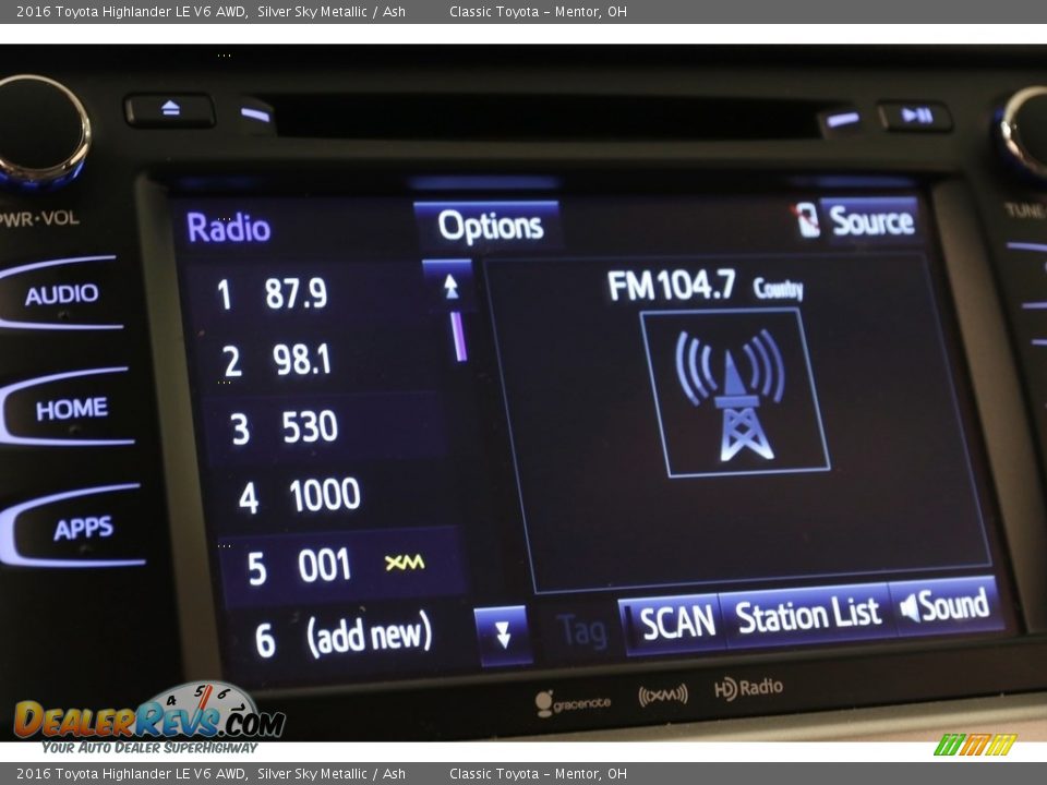 2016 Toyota Highlander LE V6 AWD Silver Sky Metallic / Ash Photo #11