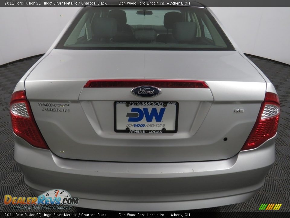 2011 Ford Fusion SE Ingot Silver Metallic / Charcoal Black Photo #11